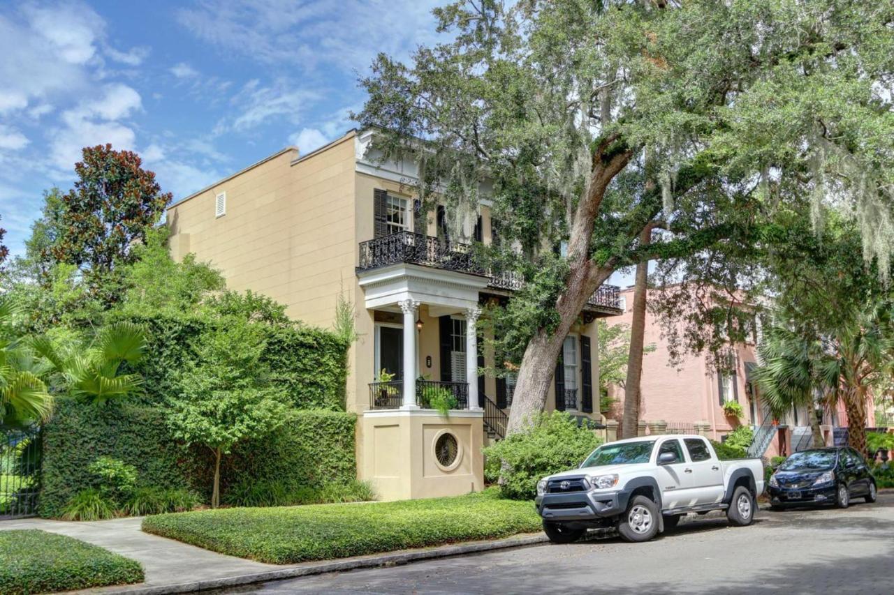 Romancing The Jones Savannah Exterior foto